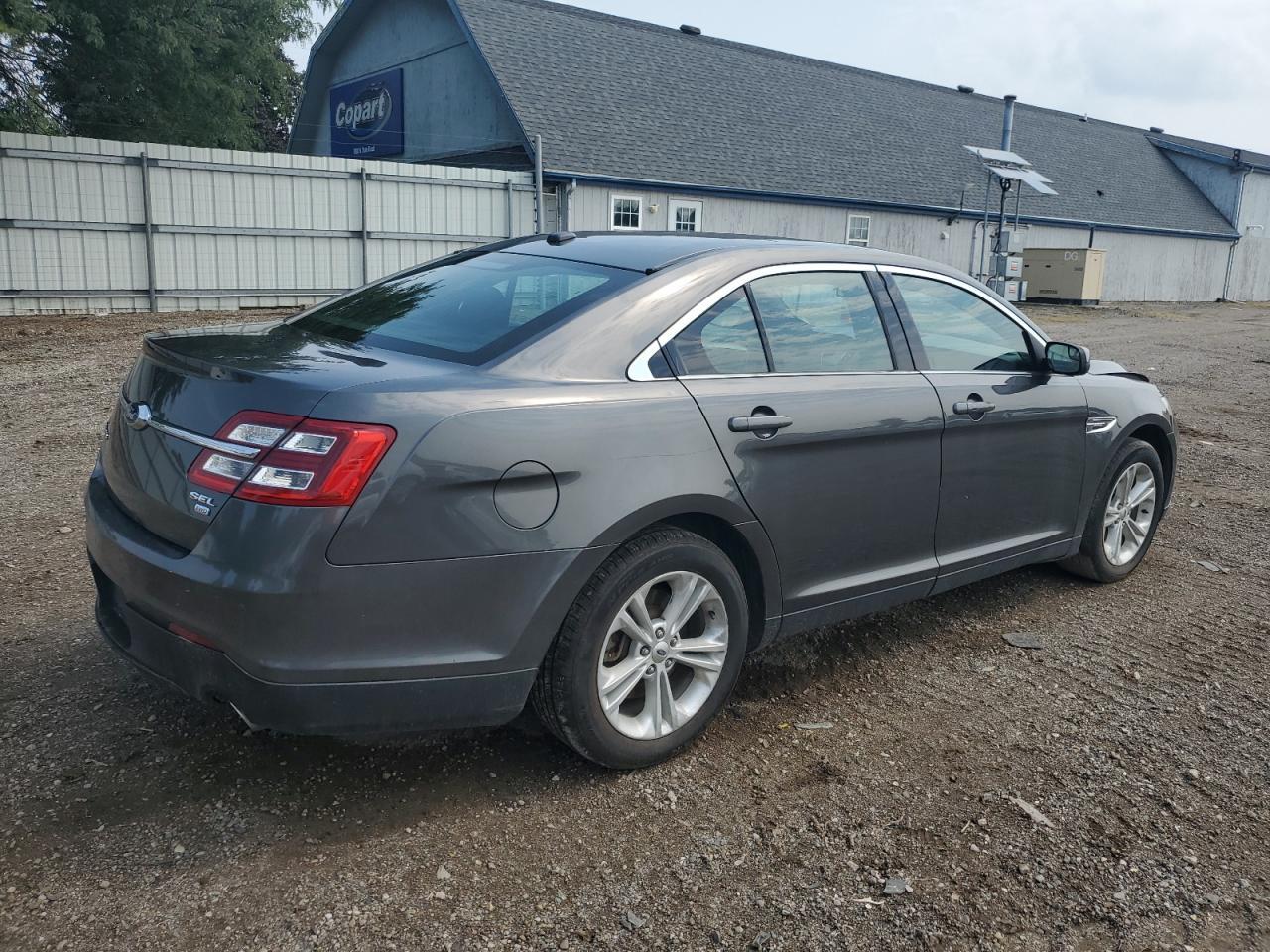 2016 Ford Taurus Sel - Фото 3