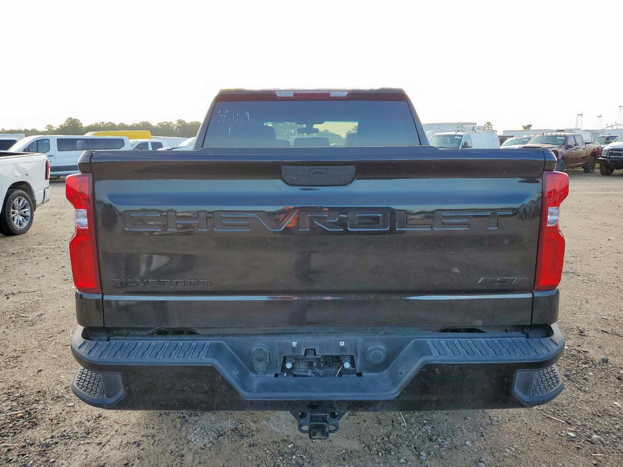 2021 Chevrolet Silverado C1500 Rst - Фото 6