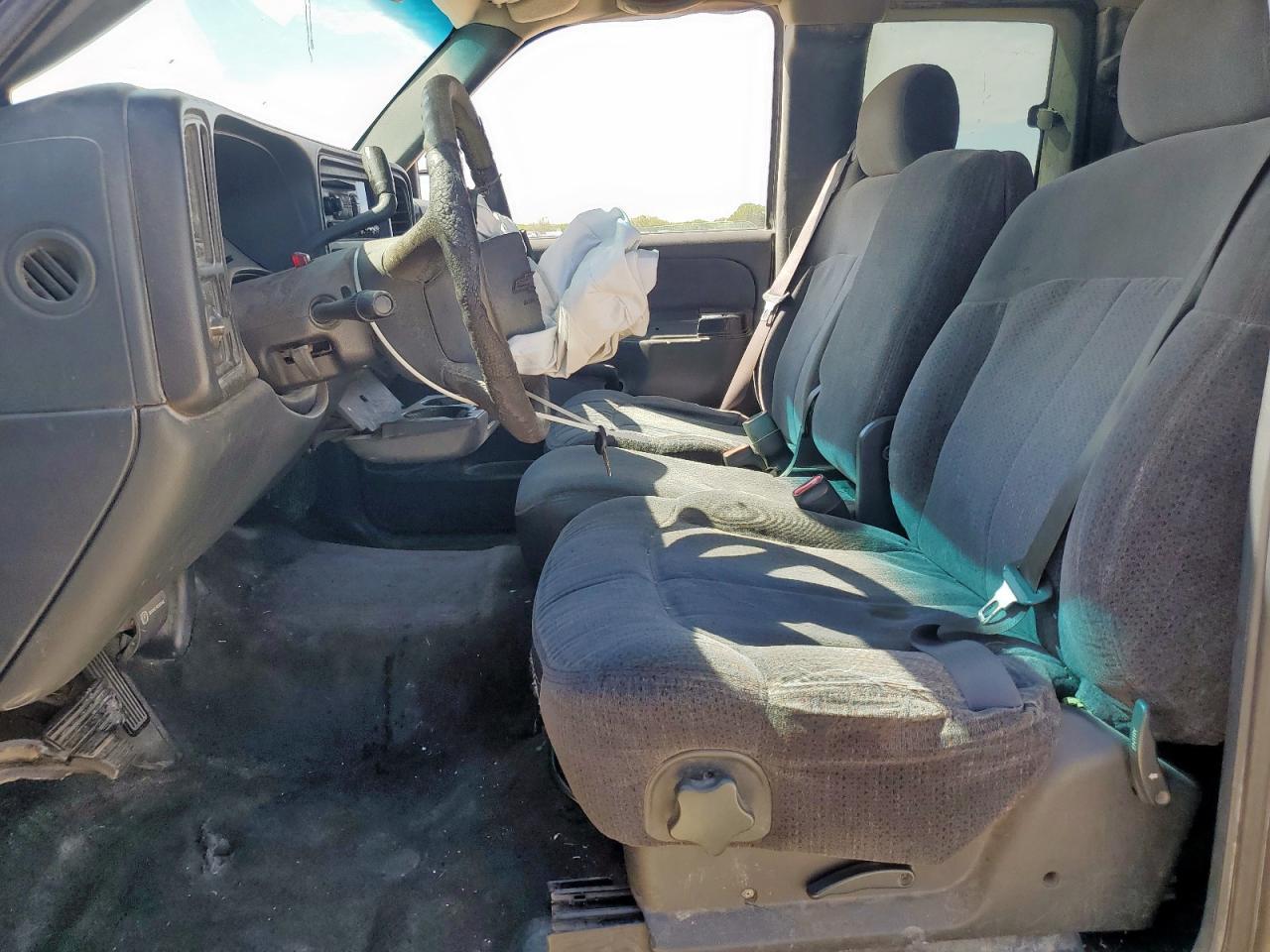 1999 Chevrolet Silverado C1500 - Фото 7