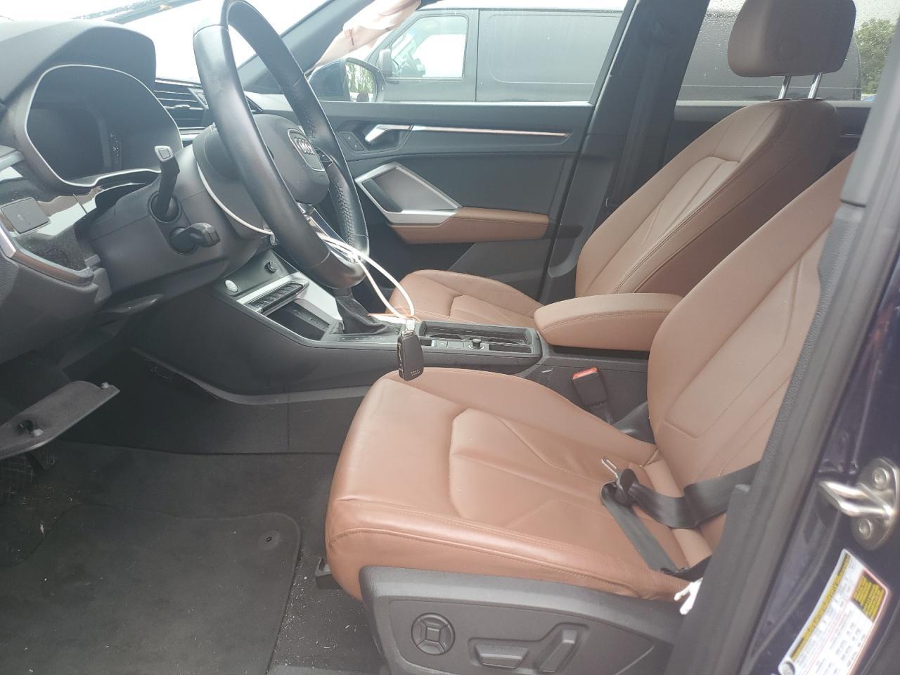 2020 Audi Q3 Premium - Фото 7