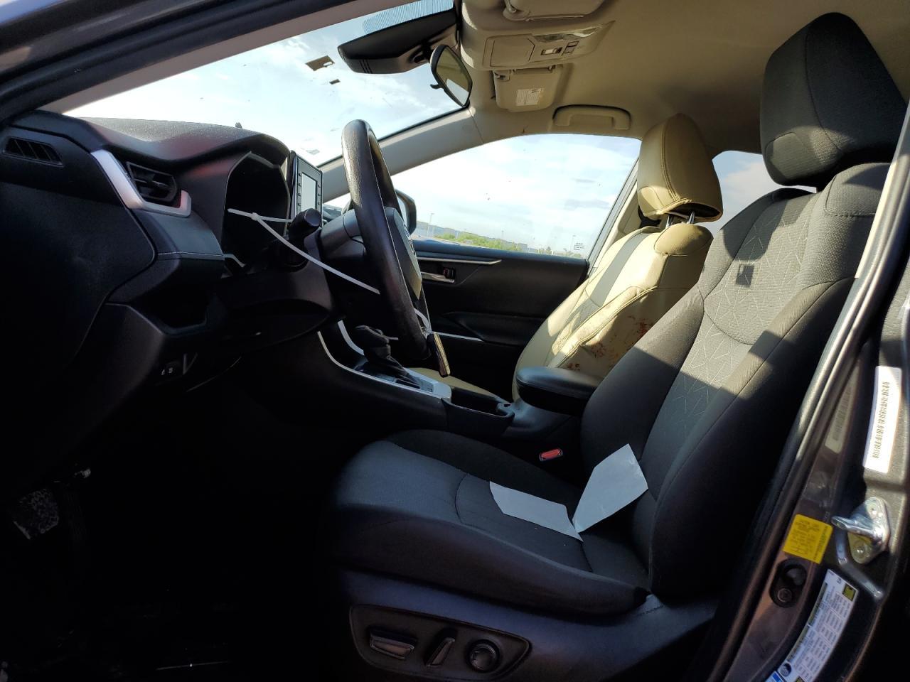 2022 Toyota Rav4 Xle - Image 7
