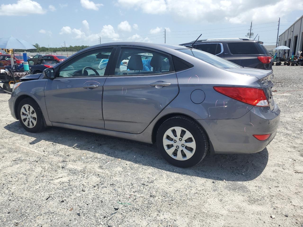 2016 Hyundai Accent Se - Image 2