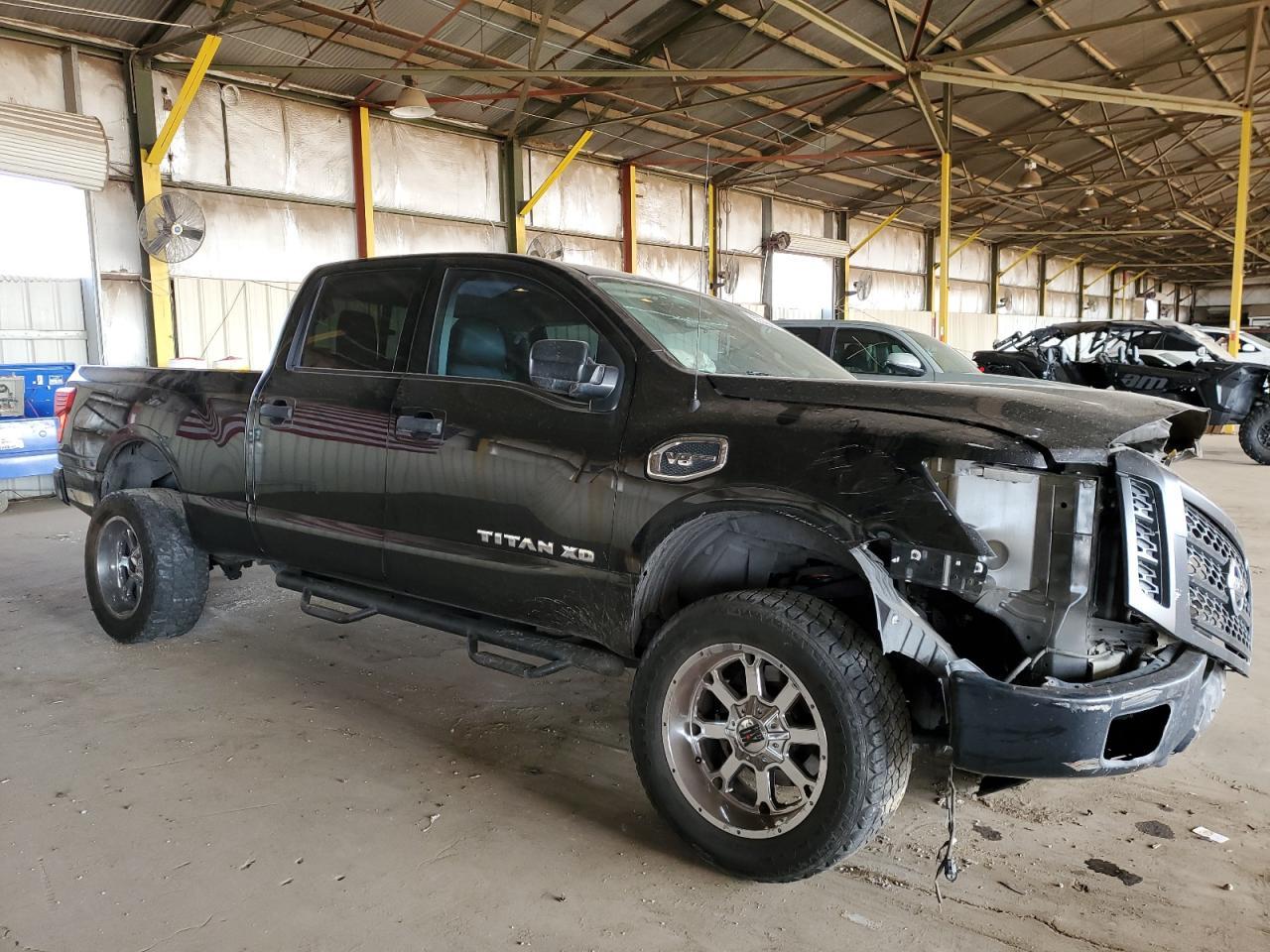2017 Nissan Titan Xd S - Фото 4