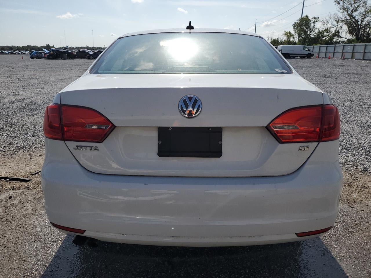 2014 Volkswagen Jetta Se - Image 6