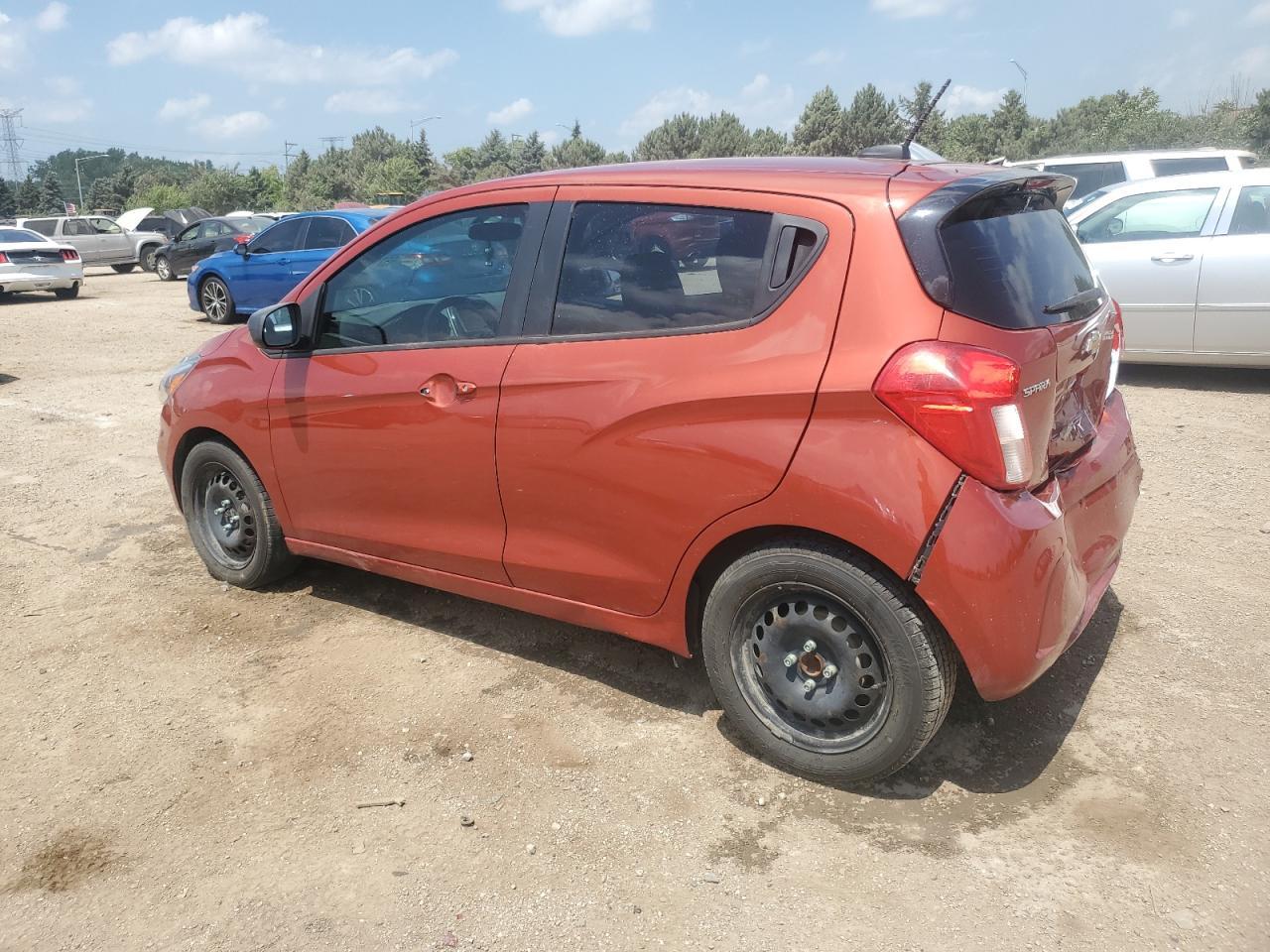 2021 Chevrolet Spark Ls - Фото 2