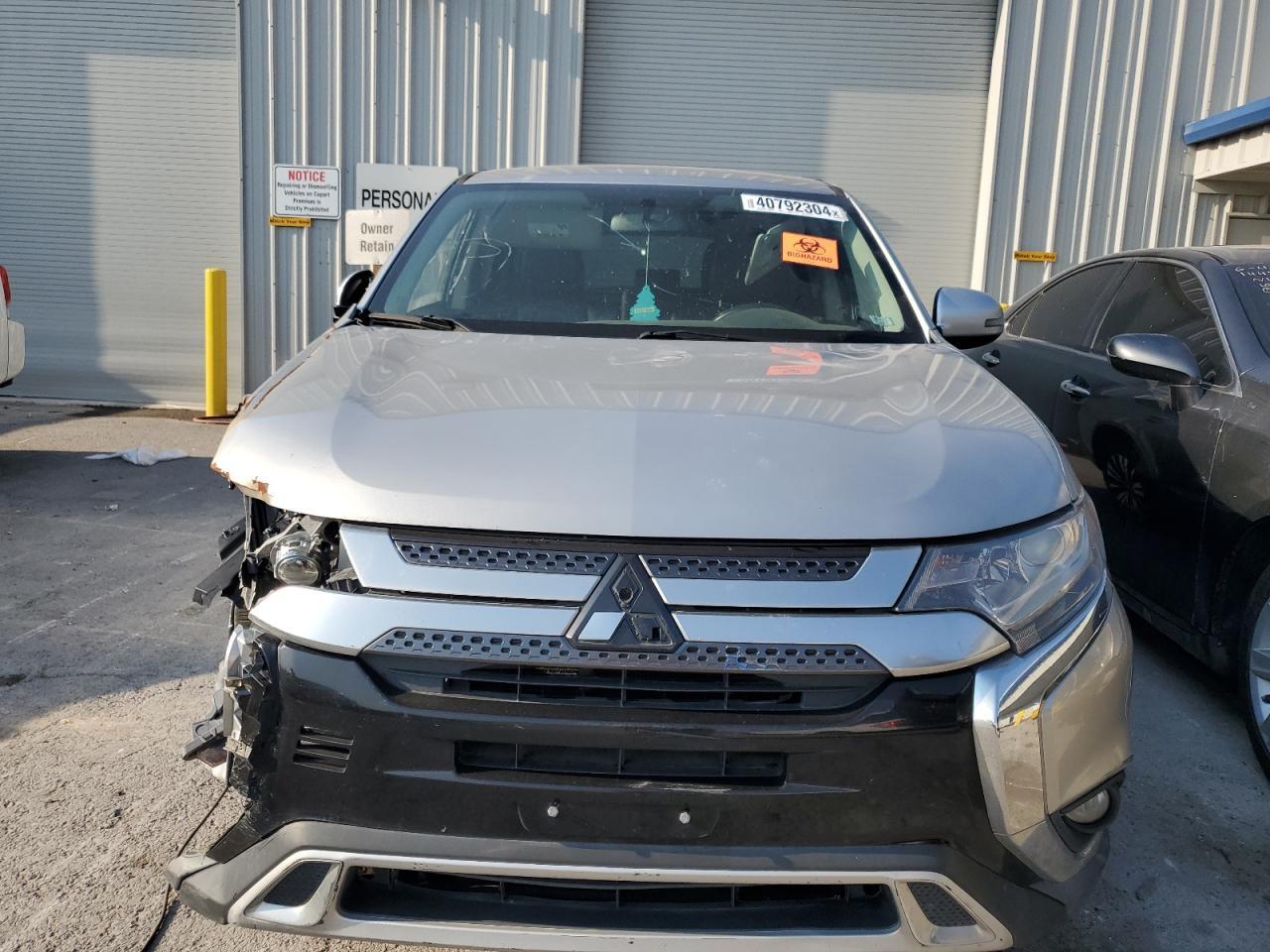 2019 Mitsubishi Outlander Se - Фото 5