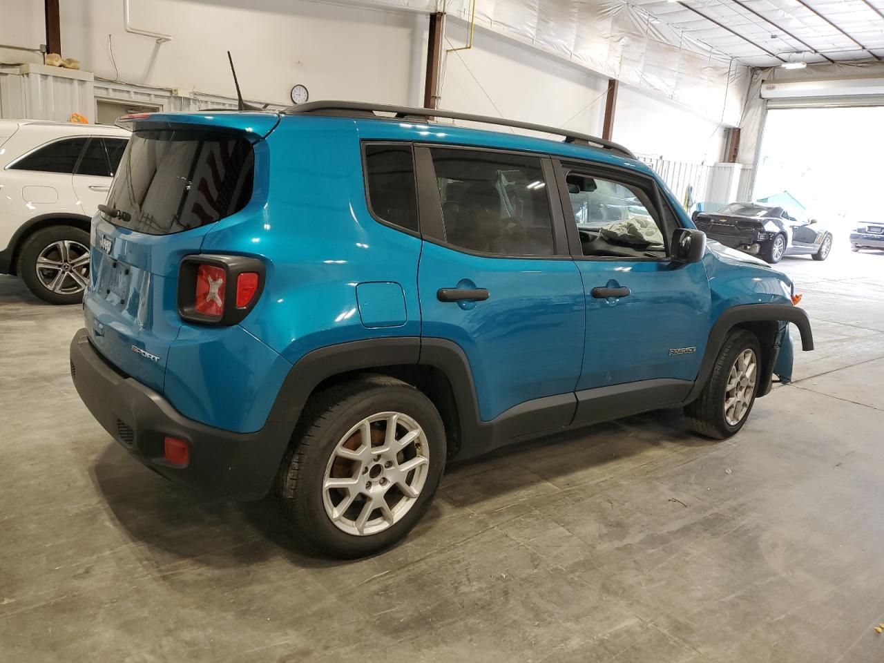 2021 Jeep Renegade Sport - Фото 3