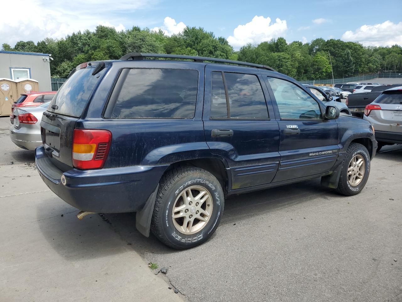 2004 Jeep Grand Cherokee Laredo - Image 3