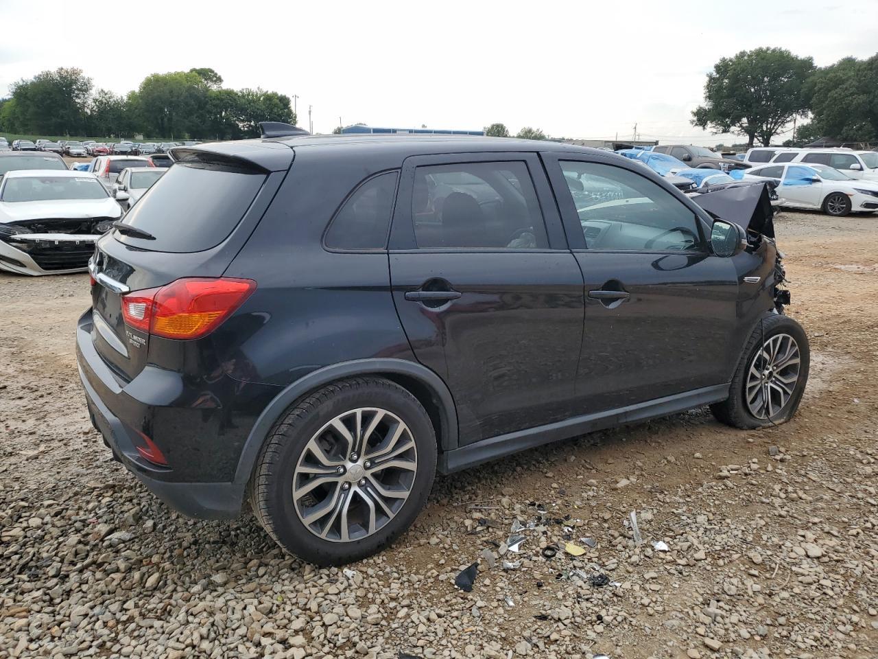 2019 Mitsubishi Outlander Sport Es - Фото 3