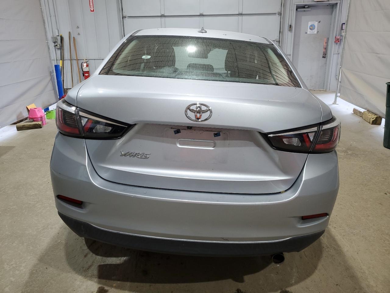 2019 Toyota Yaris L - Image 6