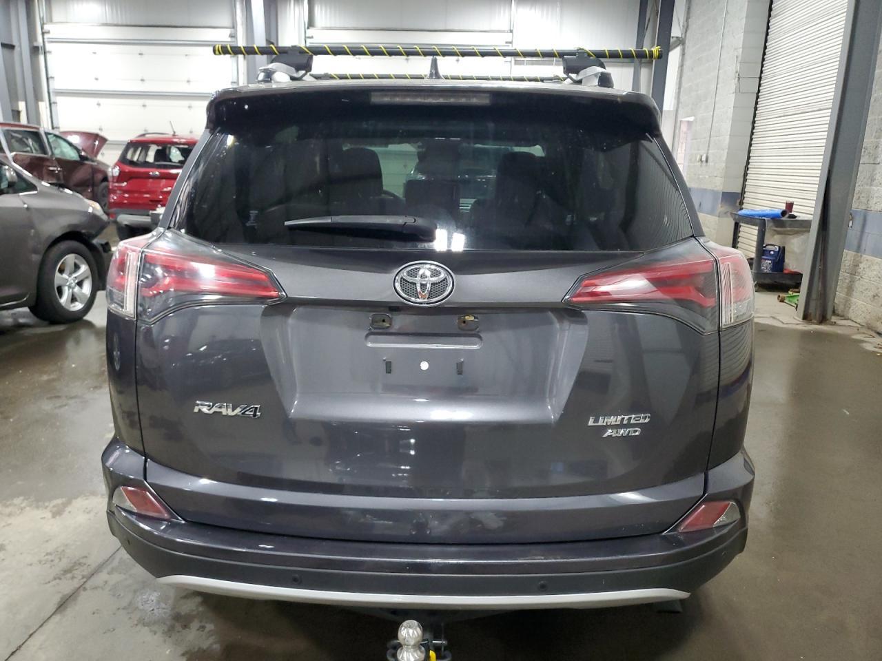 2016 Toyota Rav4 Limited - Фото 6