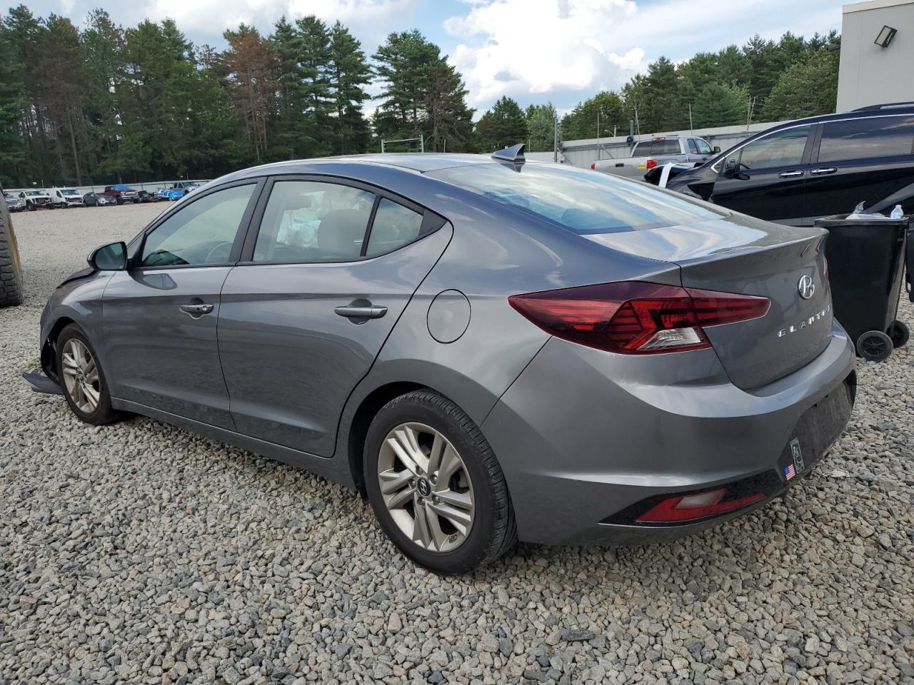2019 Hyundai Elantra Sel - Фото 2