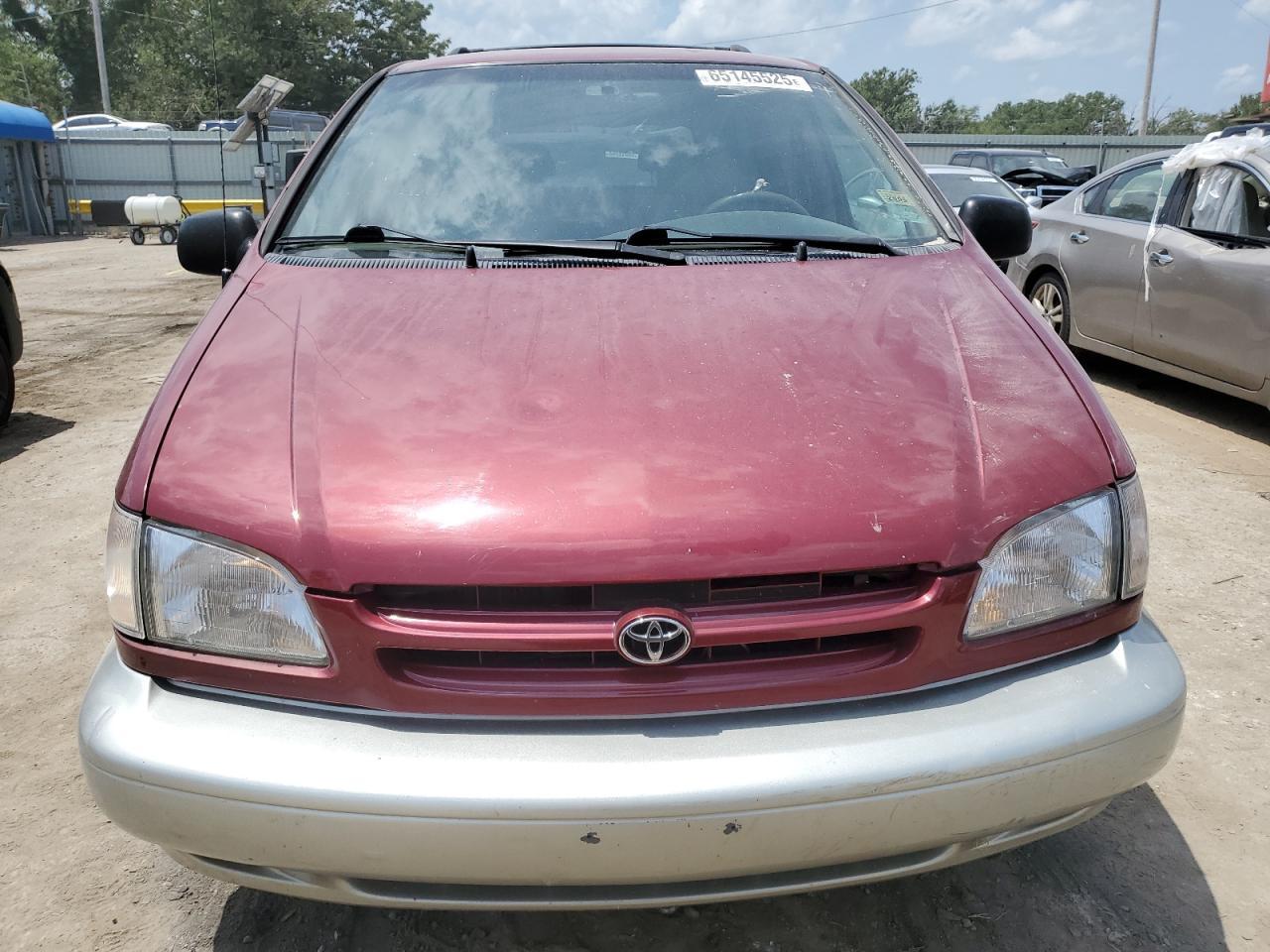 1999 Toyota Sienna Le - Фото 5