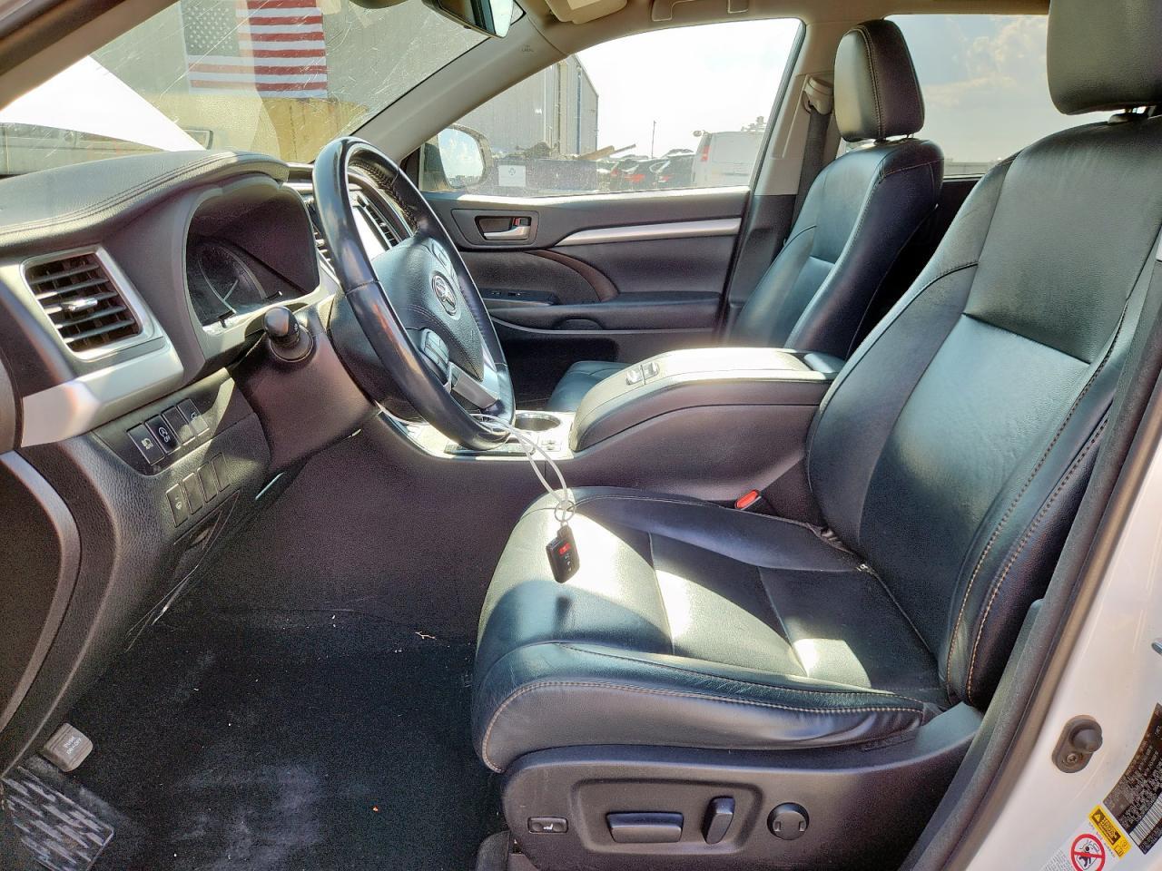 2018 Toyota Highlander Se - Фото 7