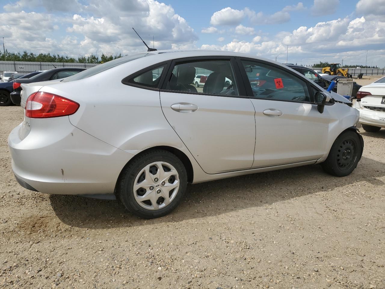 2011 Ford Fiesta S - Фото 3
