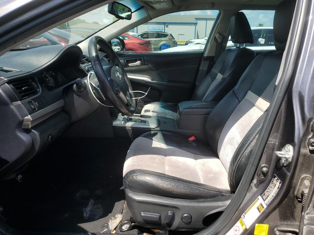 2014 Toyota Camry L - Image 7