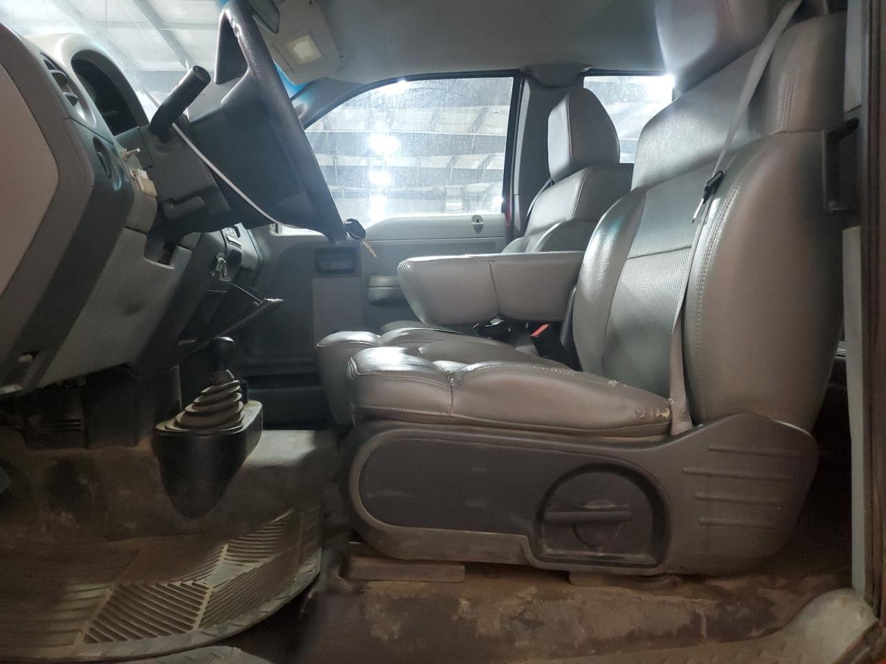 2008 Ford F150 - Image 7