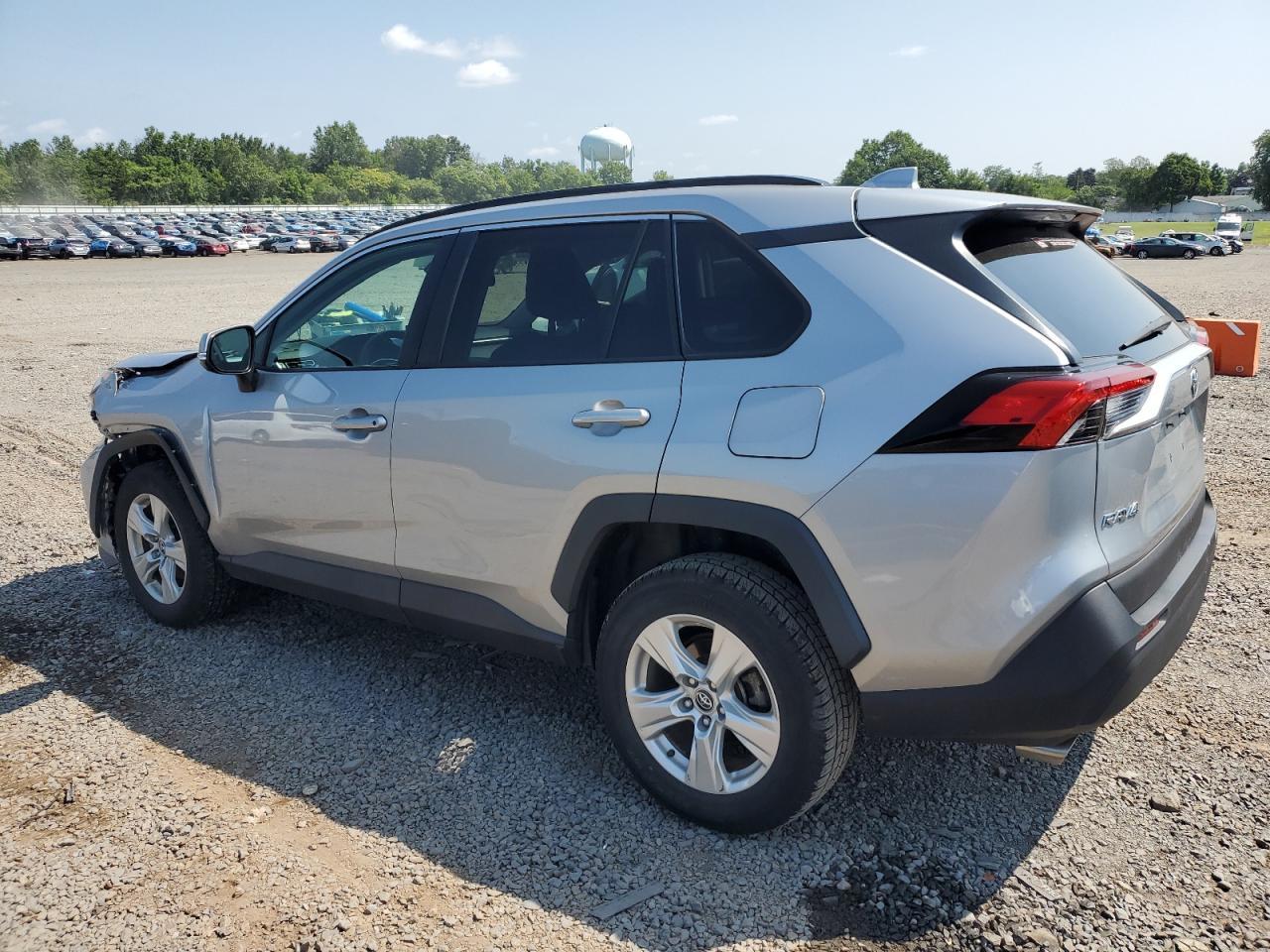 2021 Toyota Rav4 Xle - Фото 2