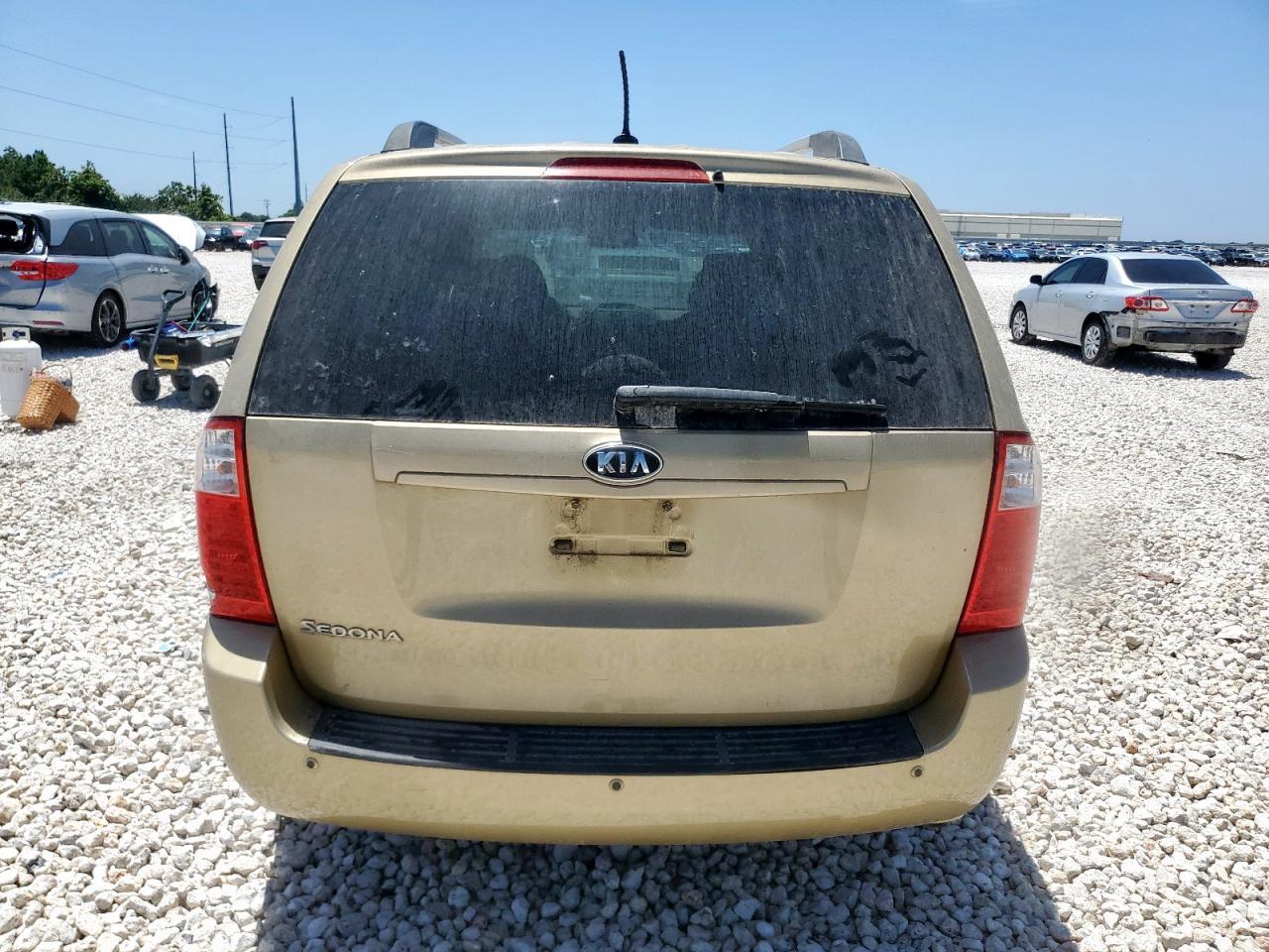 2010 Kia Sedona Lx - Фото 6