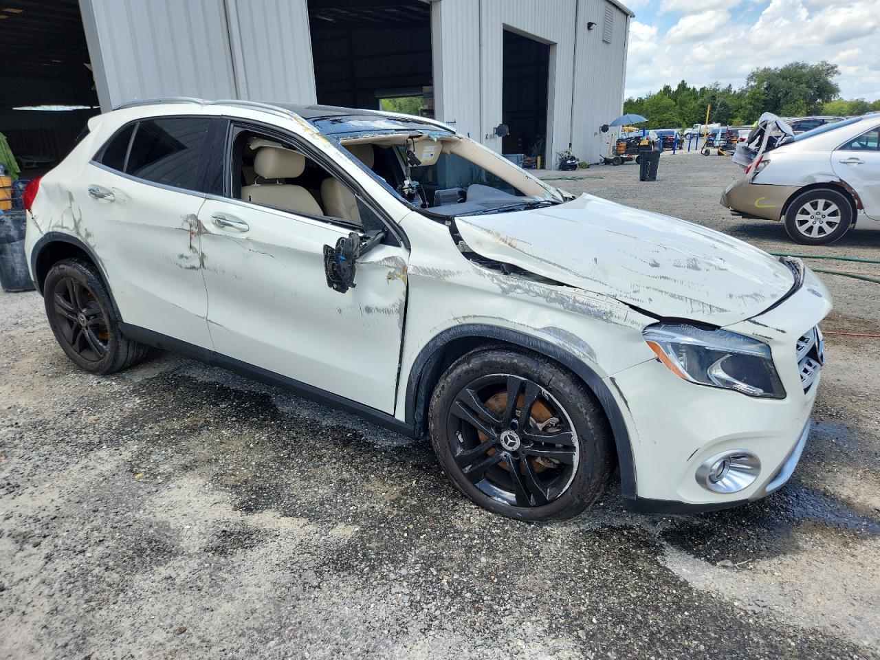 2018 Mercedes-Benz Gla 250 - Image 4