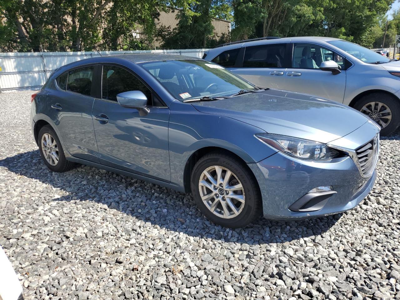 2014 Mazda 3 Touring - Image 4