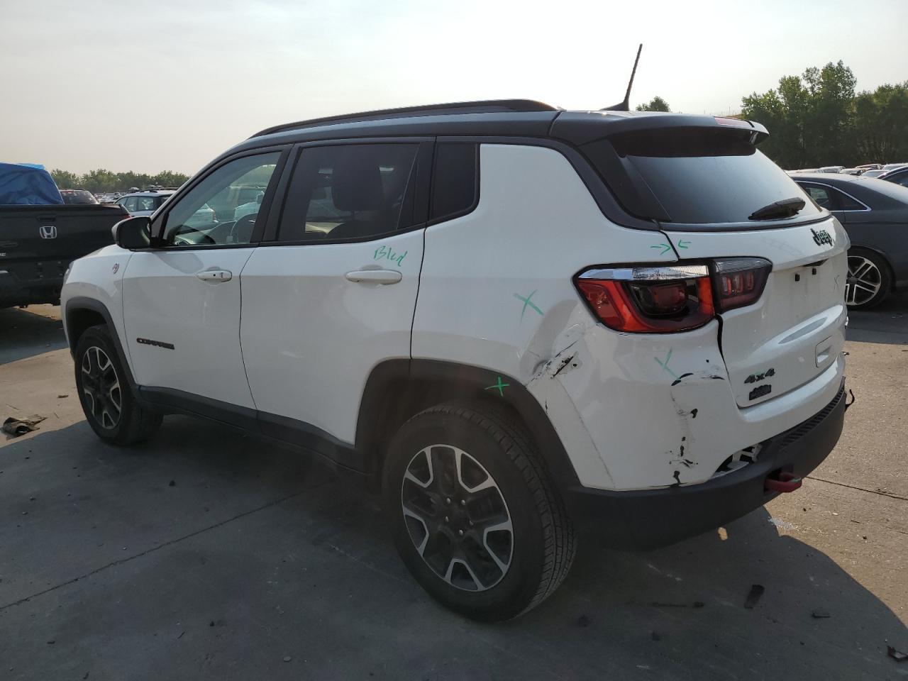 2020 Jeep Compass Trailhawk - Image 2