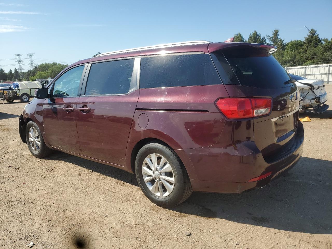2017 Kia Sedona Lx - Фото 2