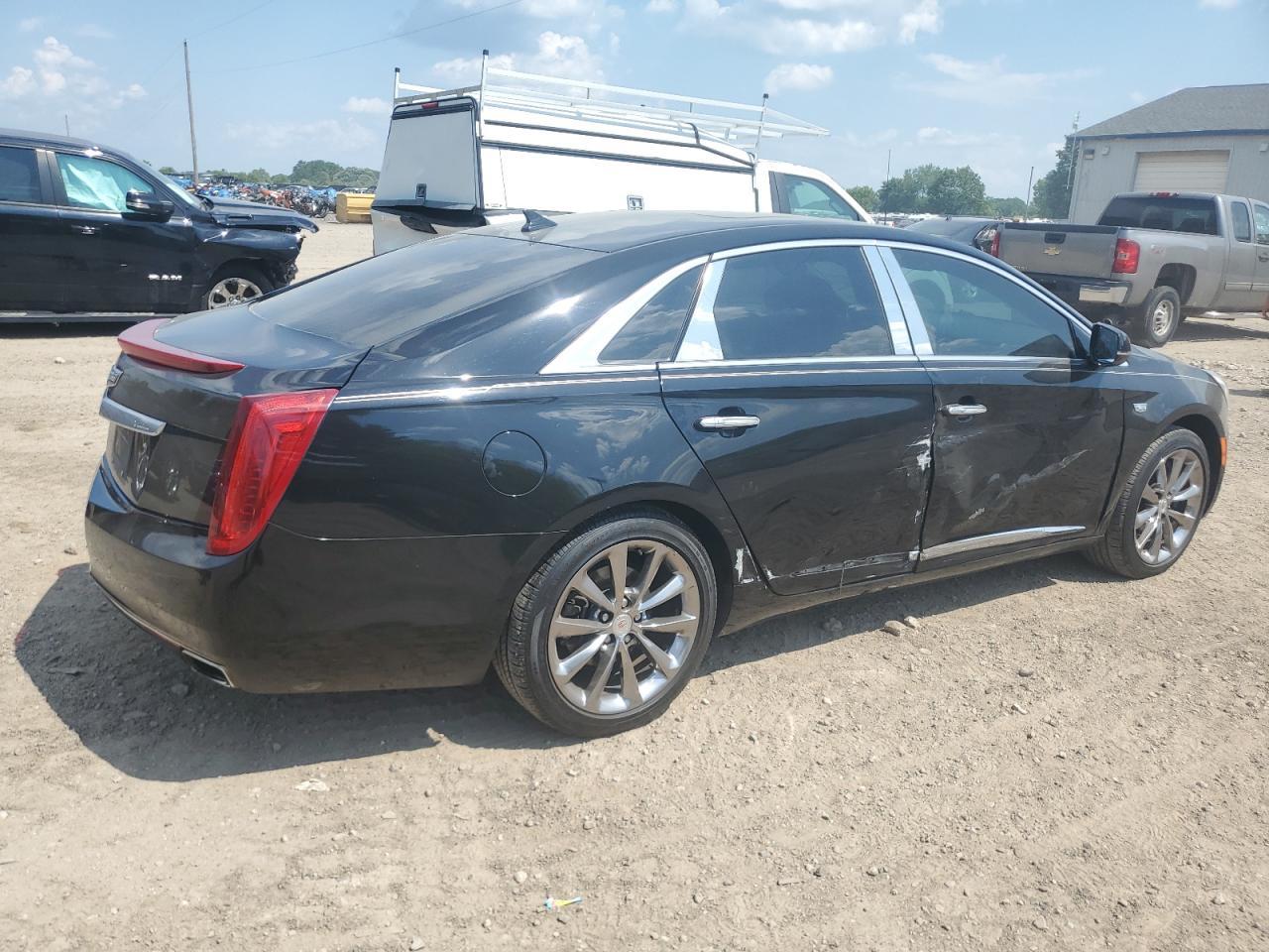 2013 Cadillac Xts Luxury Collection - Image 3