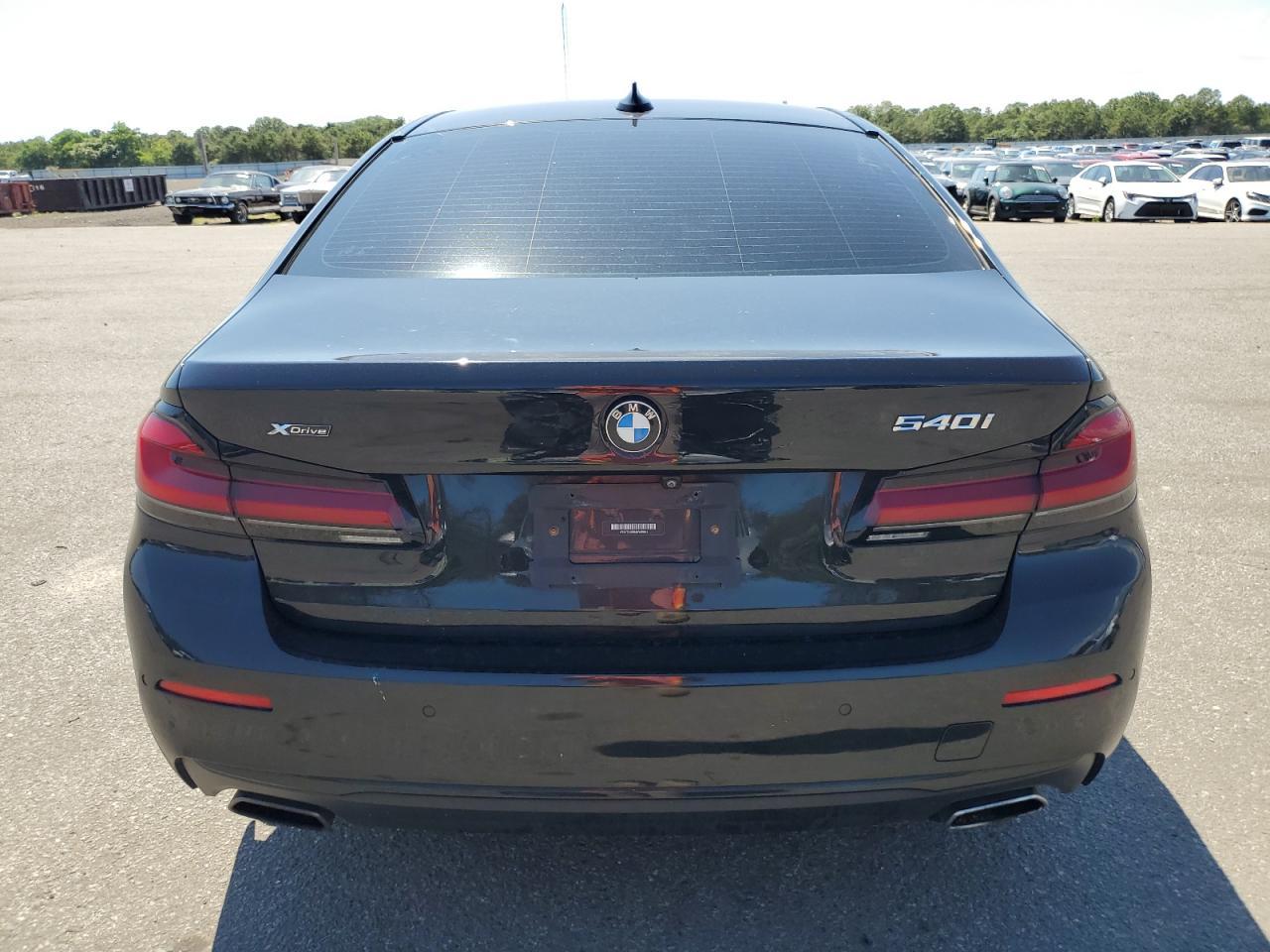 2021 BMW 540 Xi - Image 6