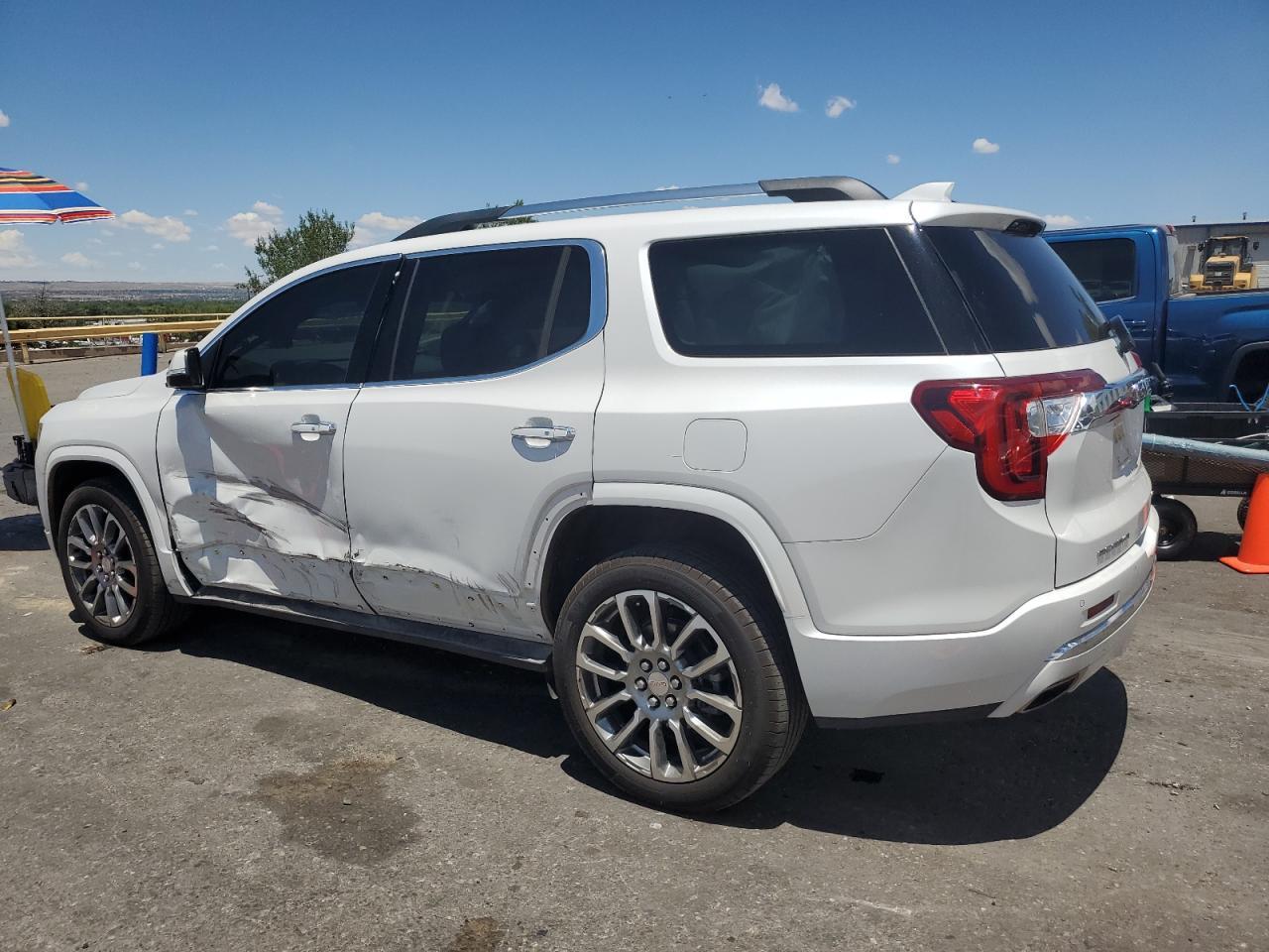 2023 GMC Acadia Denali - Фото 2