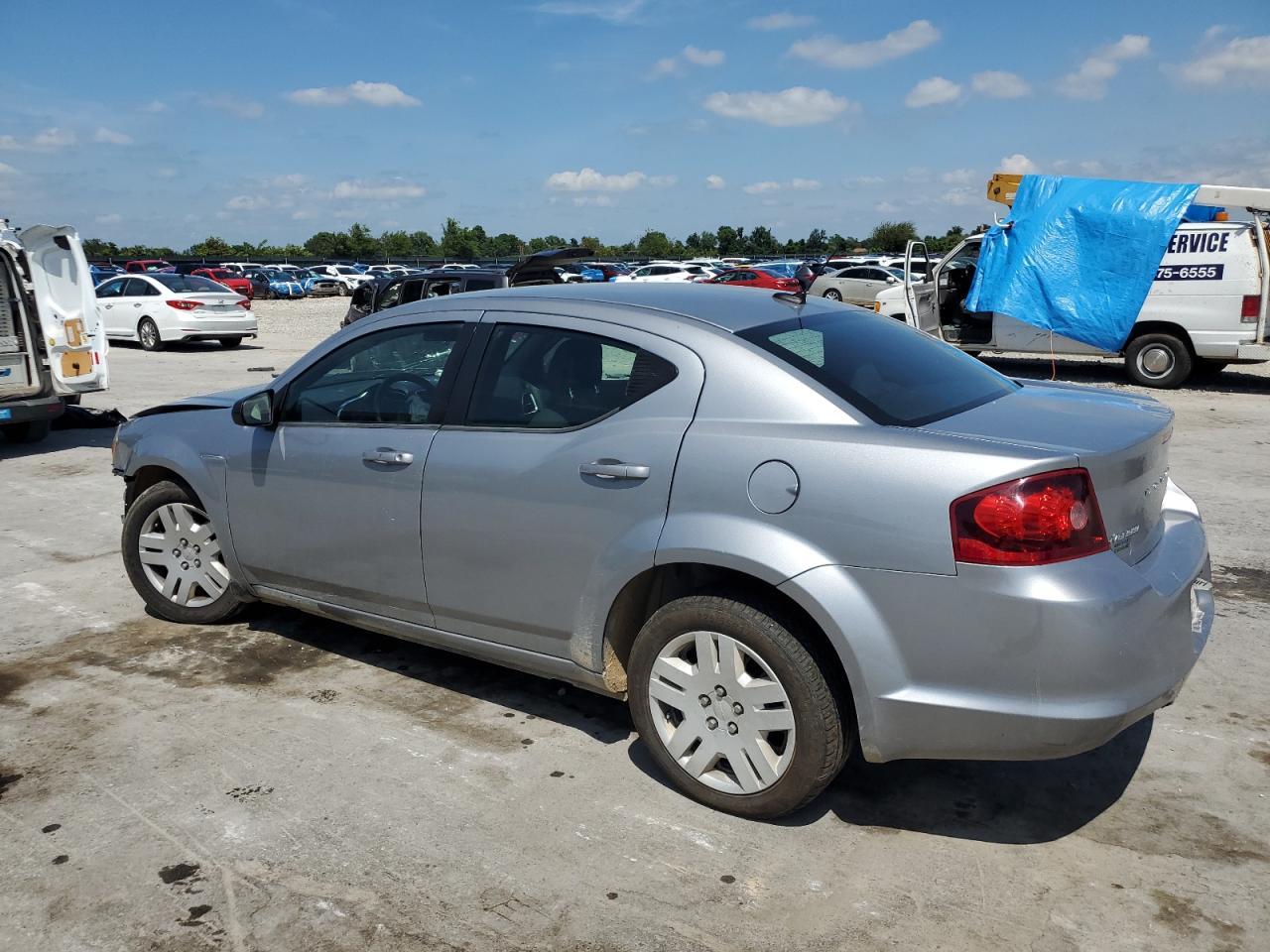2014 Dodge Avenger Se - Фото 2