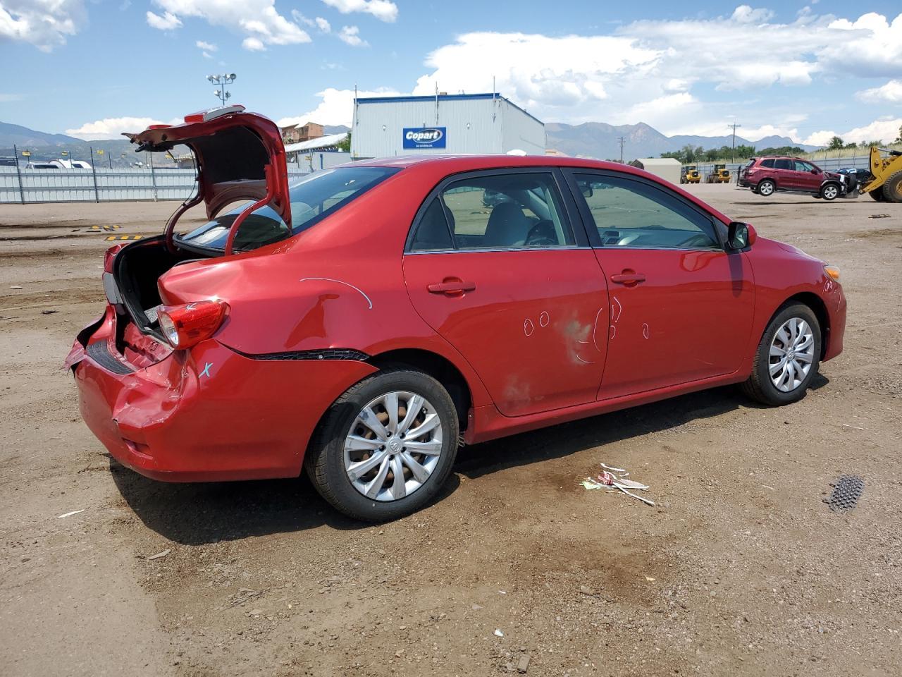 2013 Toyota Corolla Le - Image 3