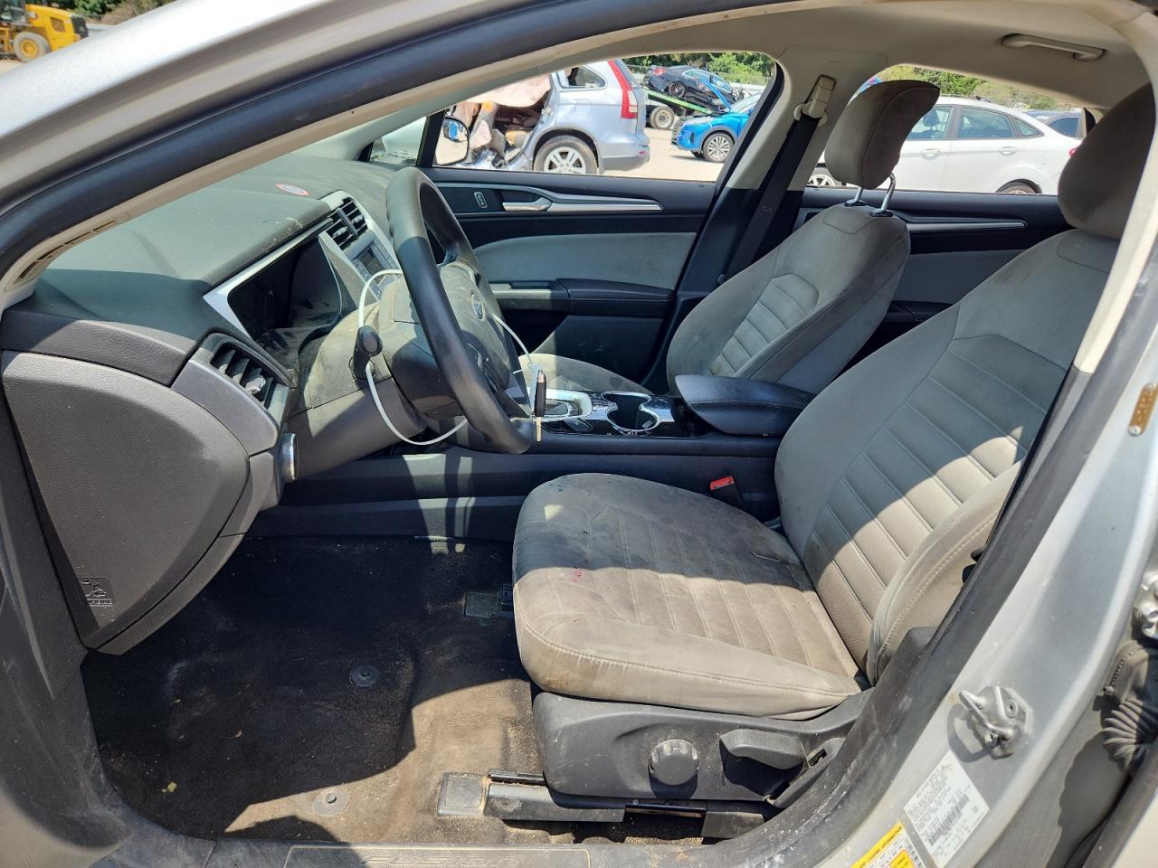 2014 Ford Fusion S - Фото 7