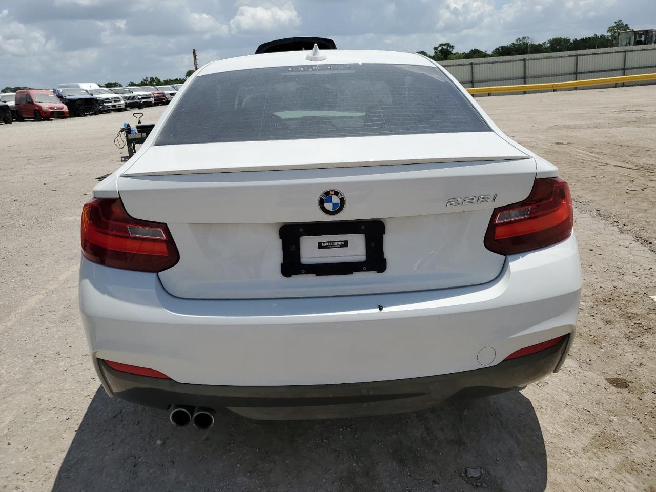 2016 BMW 228 I Sulev - Image 6