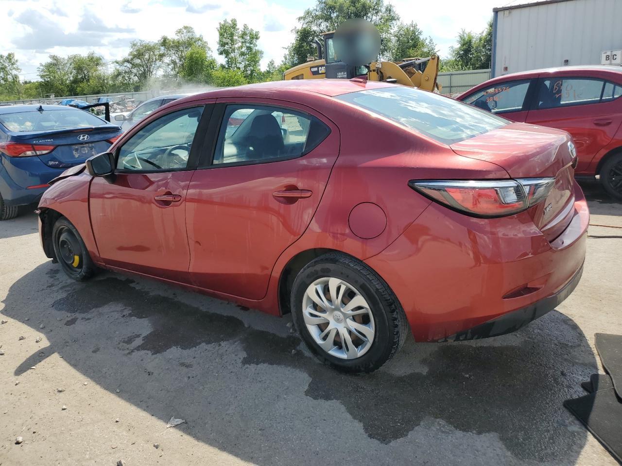 2019 Toyota Yaris L - Фото 2
