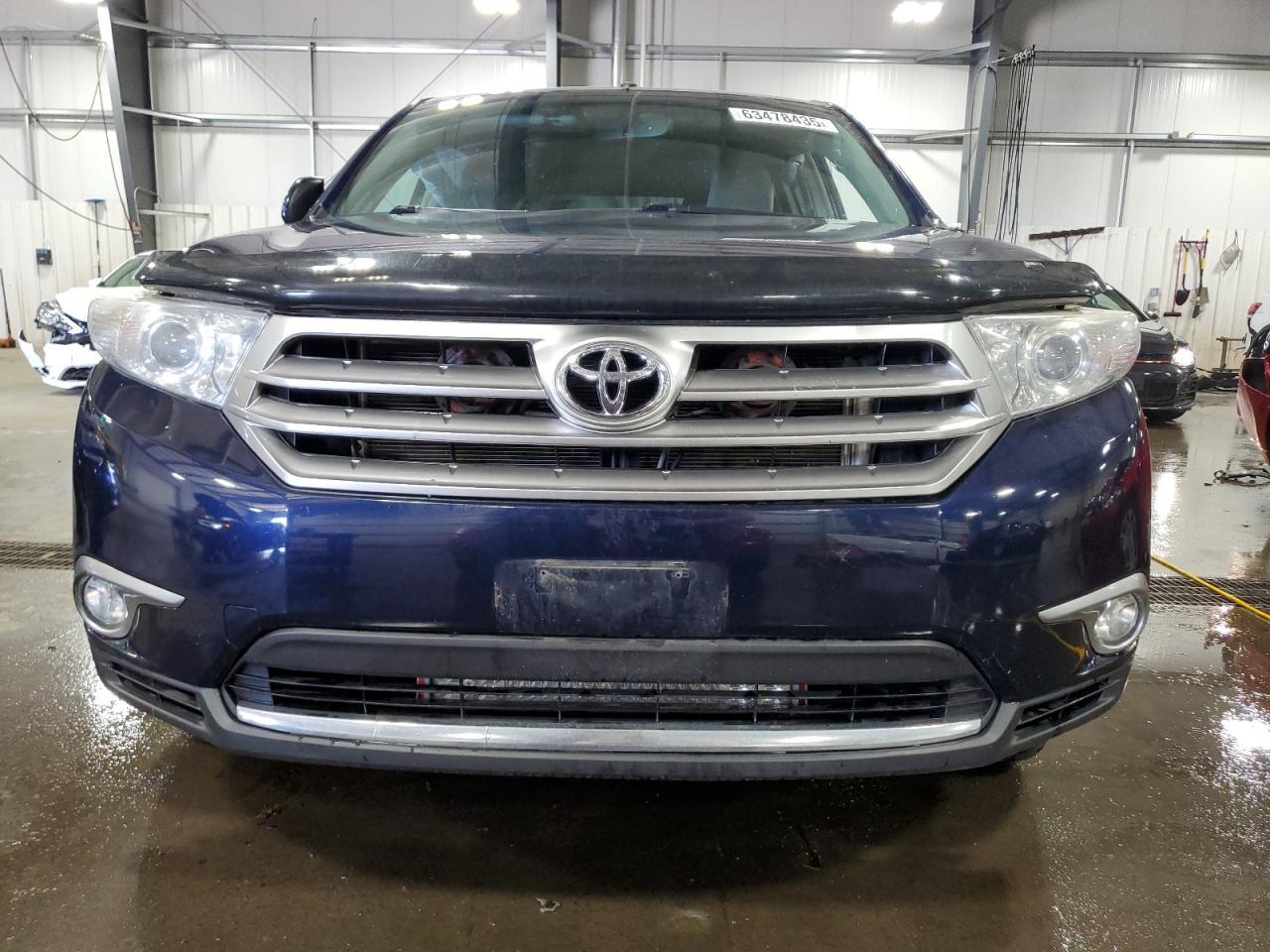 2013 Toyota Highlander Base - Фото 5