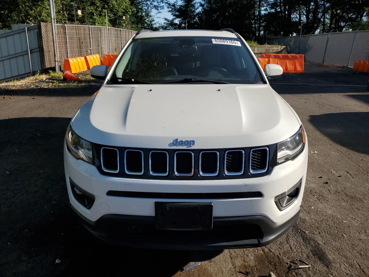 2017 Jeep Compass Latitude - Image 5