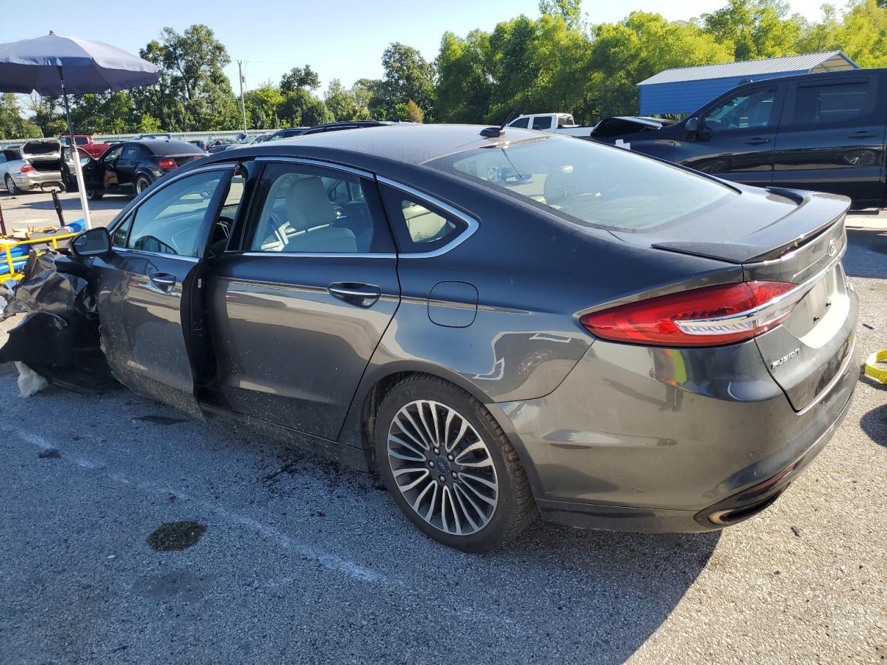 2018 Ford Fusion Titanium/Platinum - Фото 2