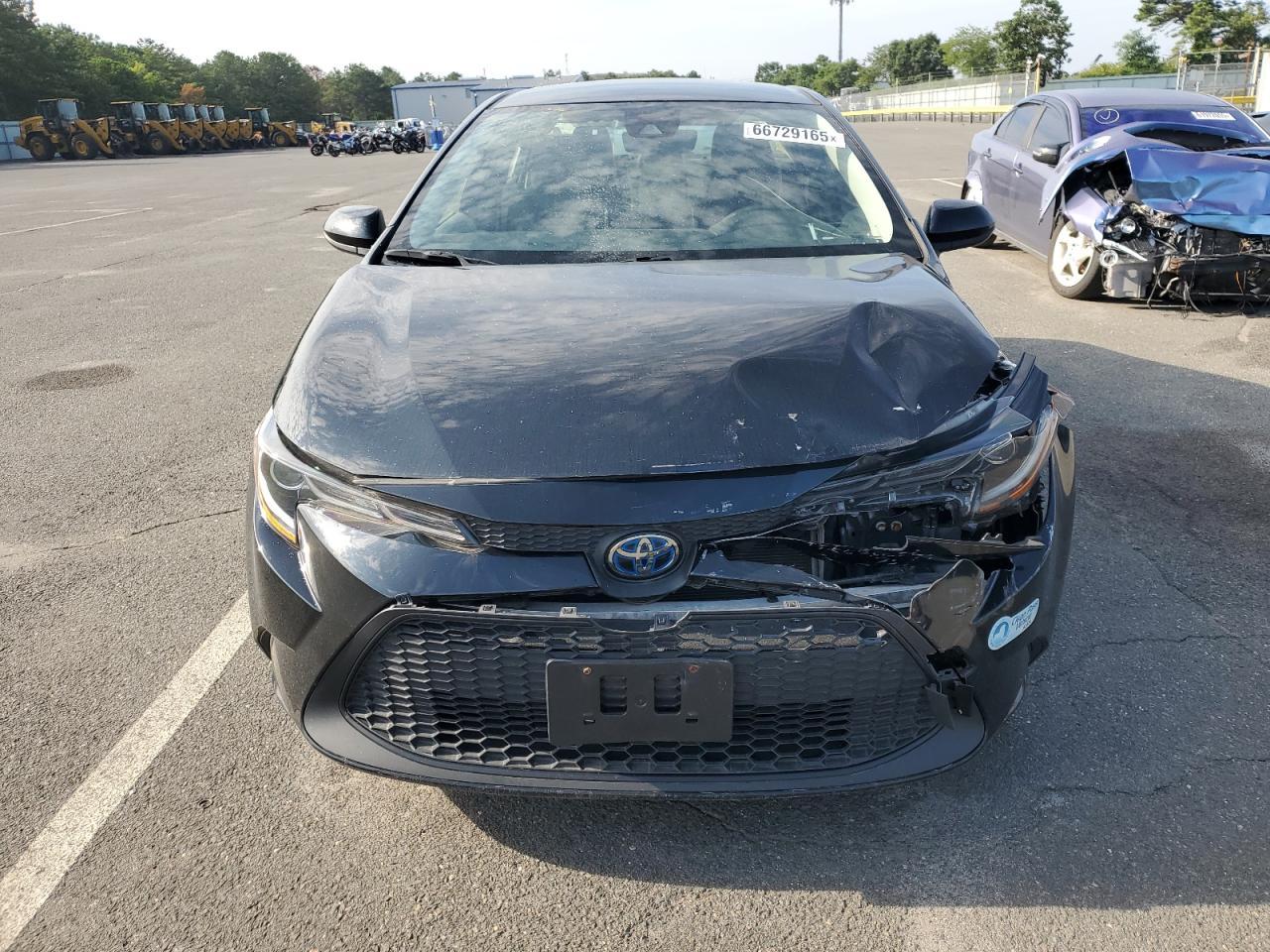2021 Toyota Corolla Le - Фото 5