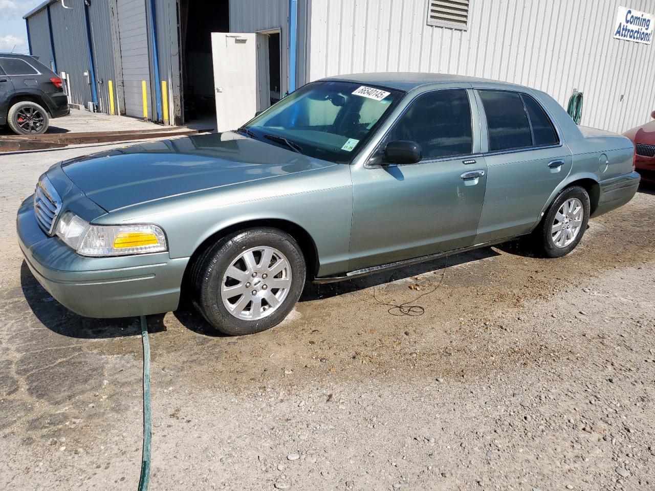 2006 Ford Crown Victoria Lx