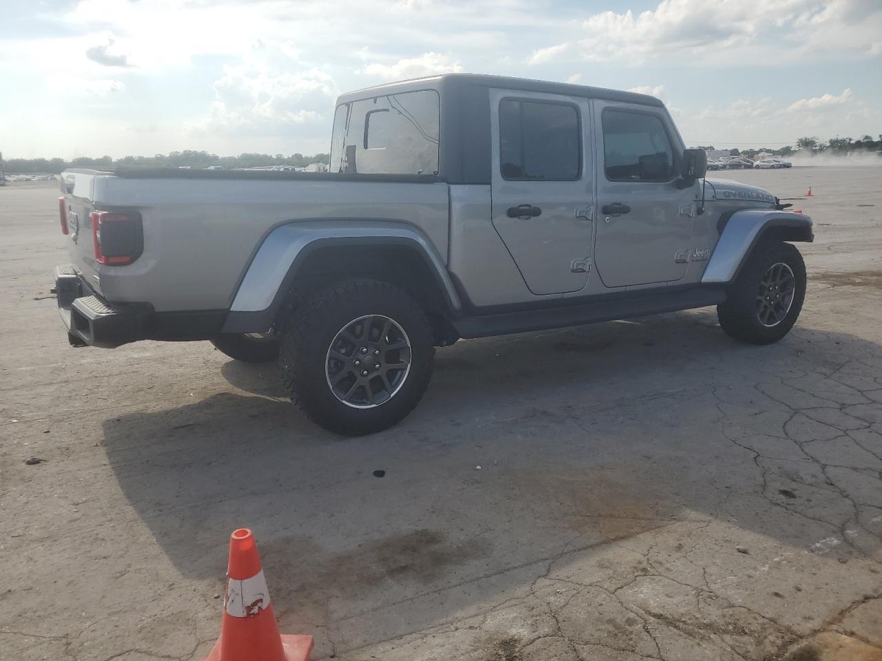 2020 Jeep Gladiator Overland - Фото 3