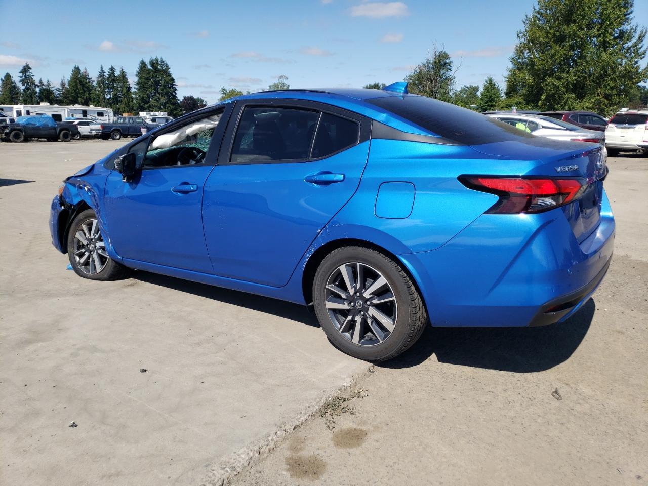 2021 Nissan Versa Sv - Фото 2
