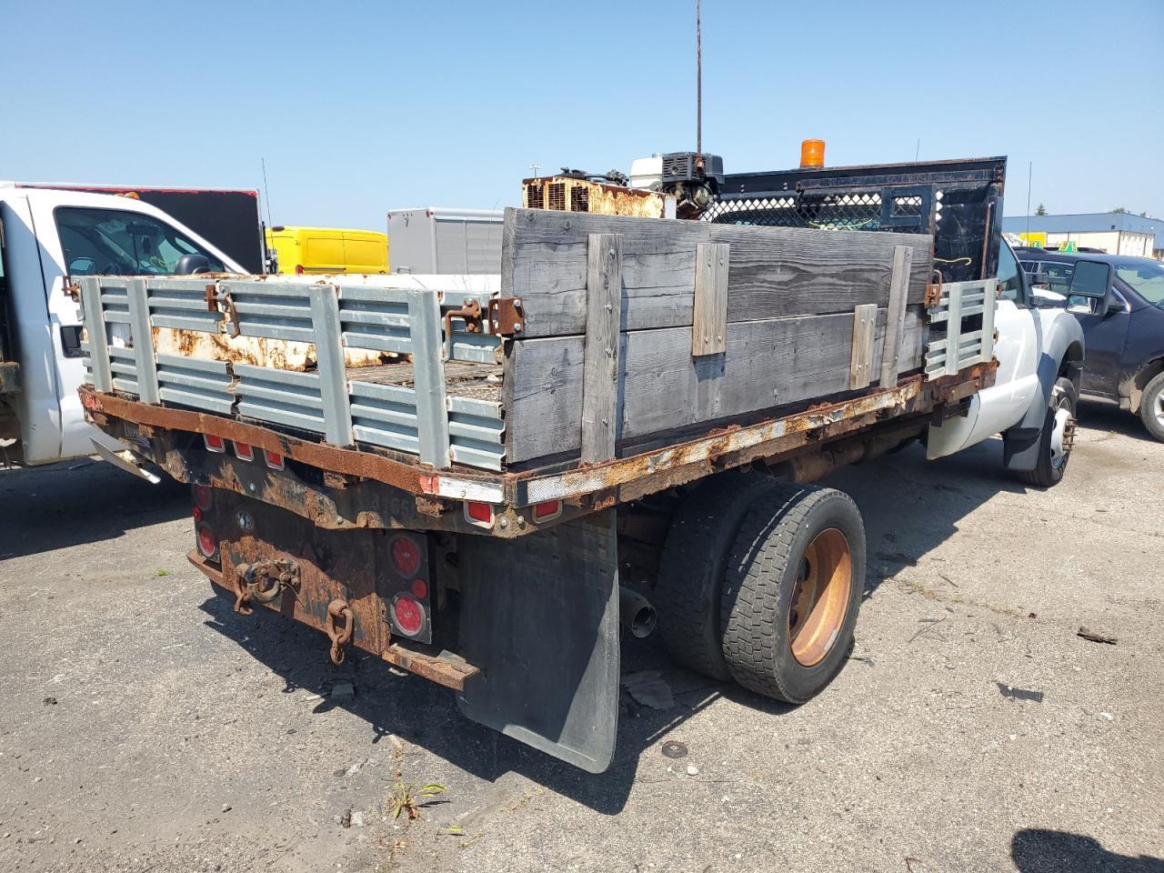 2011 Ford F450 Super Duty - Image 3