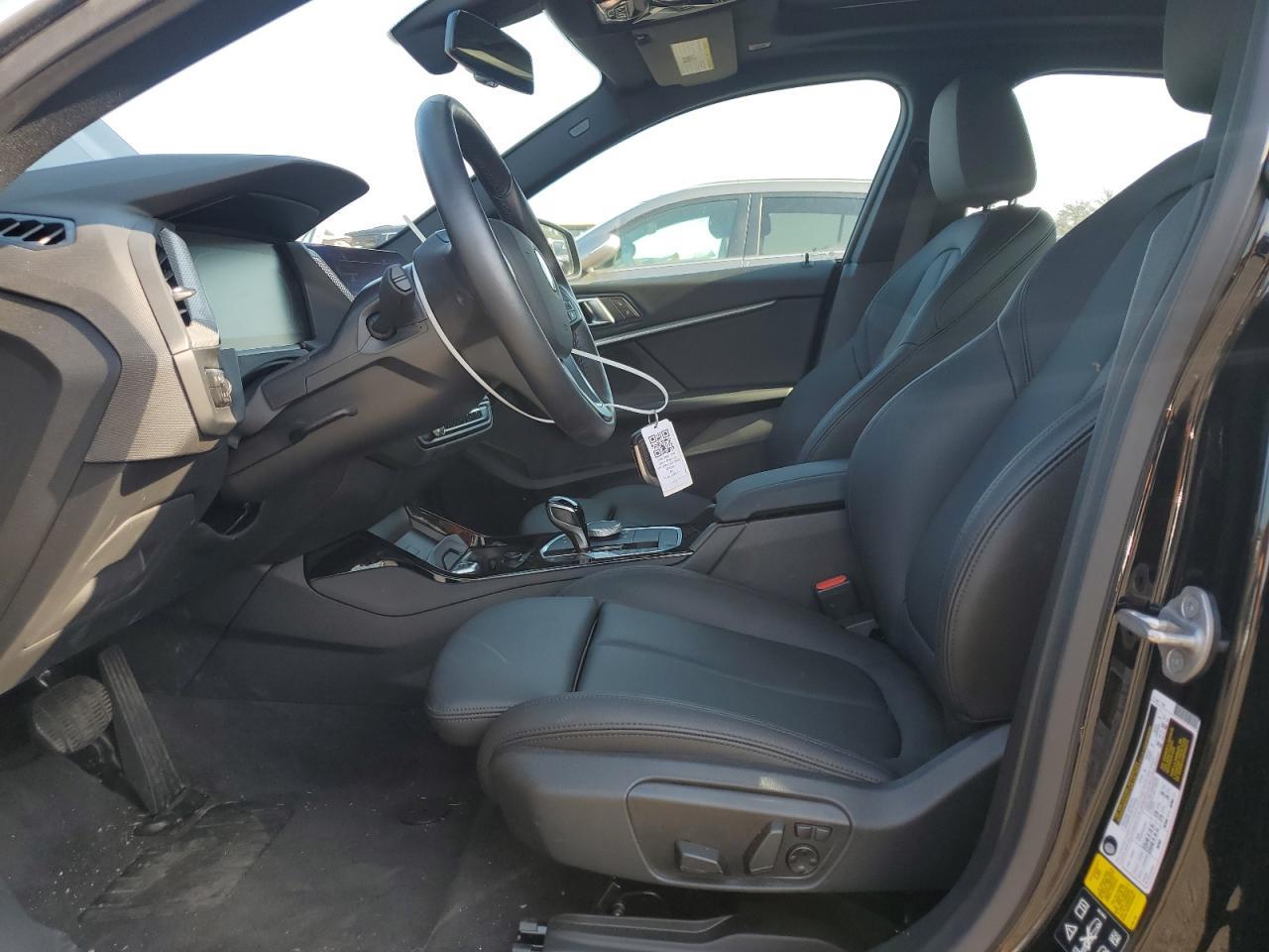 2024 BMW 228Xi - Фото 7