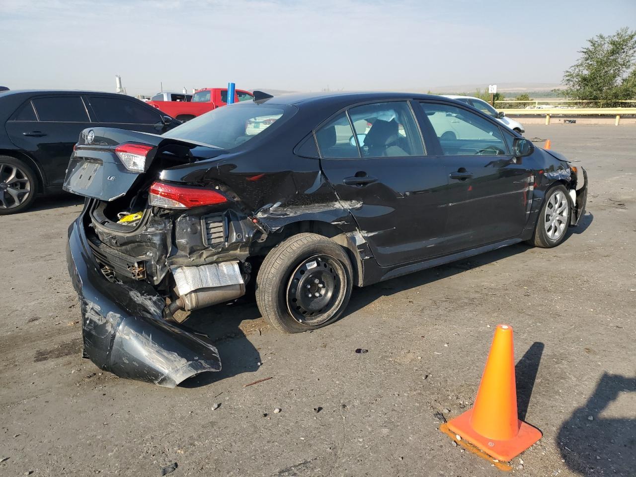 2022 Toyota Corolla Le - Image 3