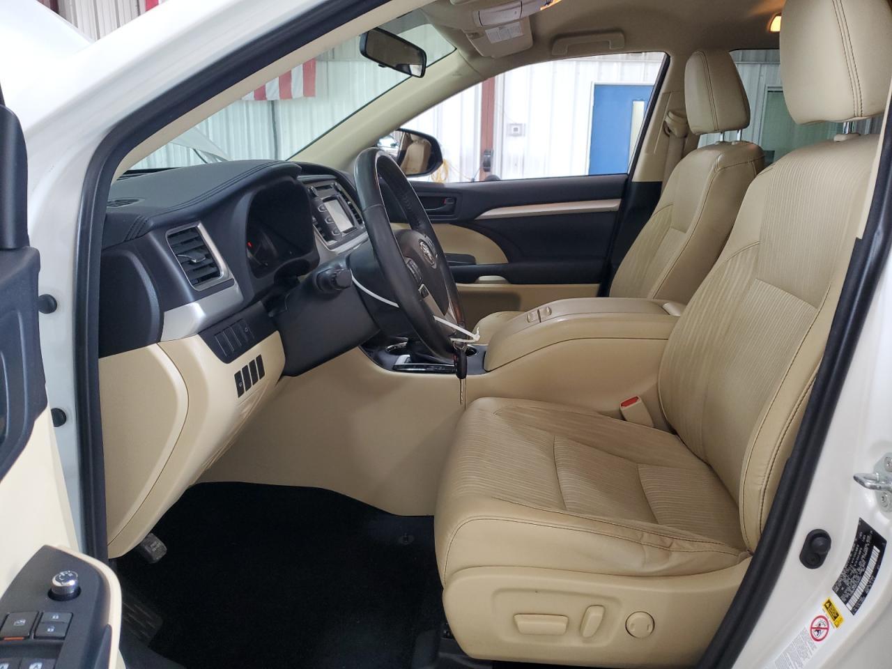 2015 Toyota Highlander Le - Фото 7