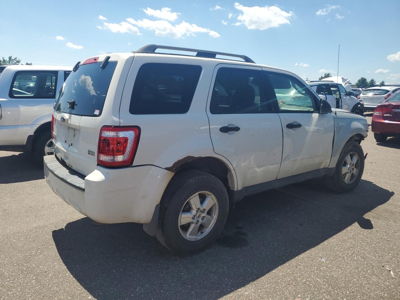2010 Ford Escape Xlt - Image 3