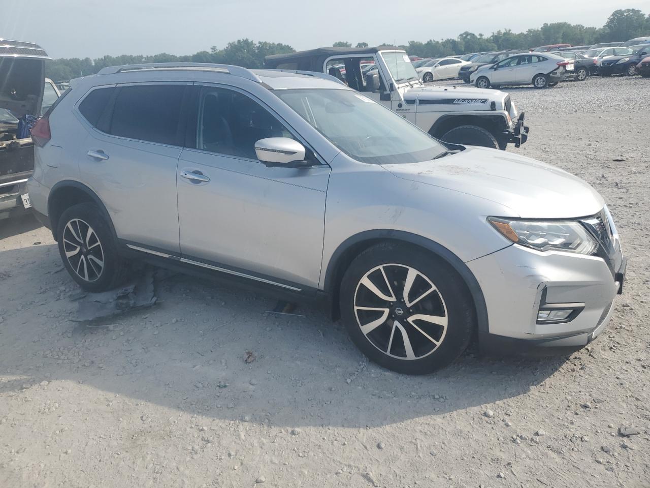 2017 Nissan Rogue S - Фото 4