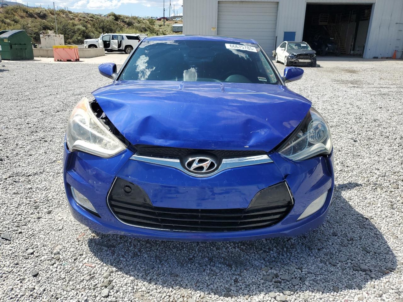 2014 Hyundai Veloster - Image 5