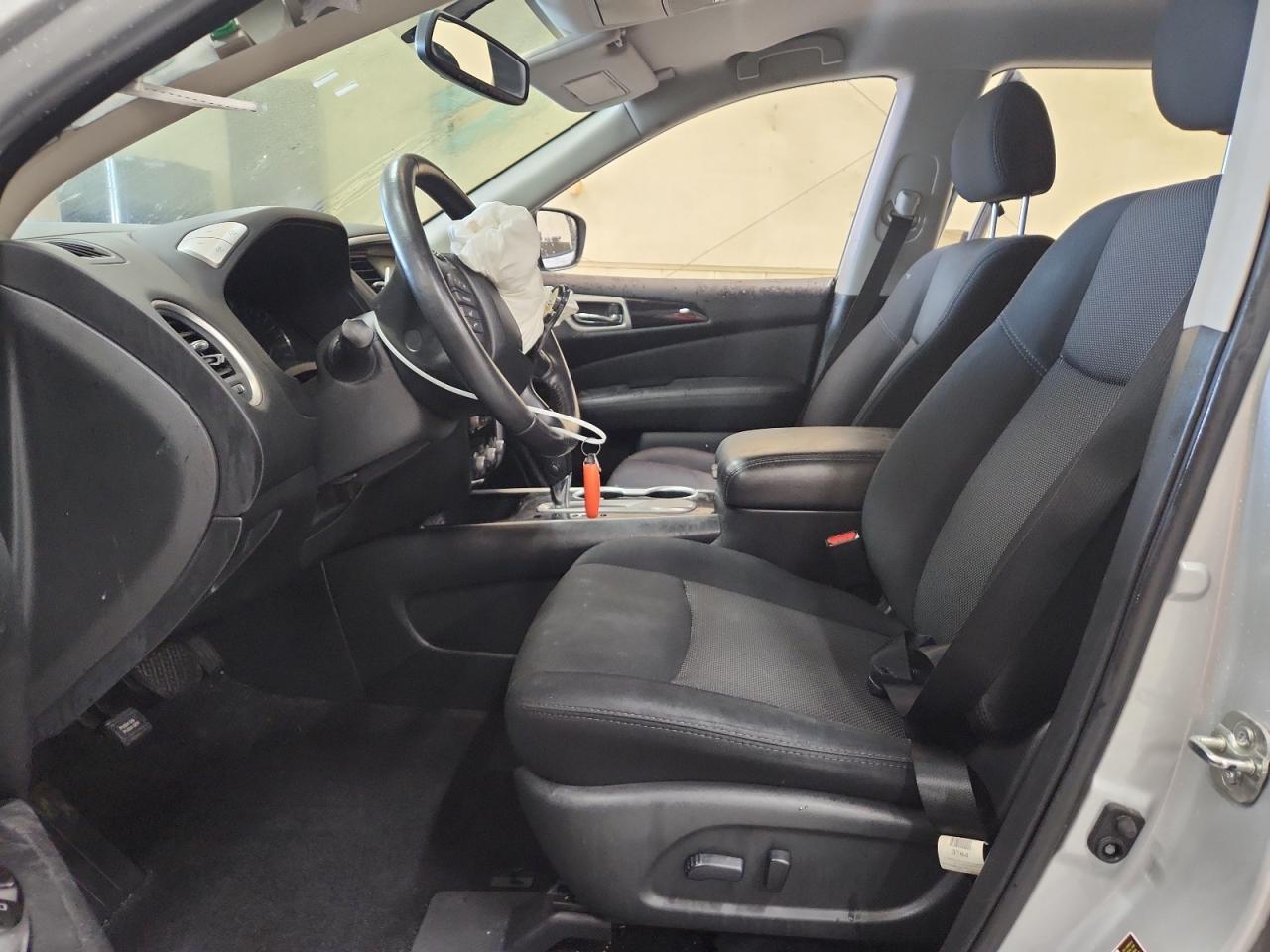 2019 Nissan Pathfinder S - Image 7